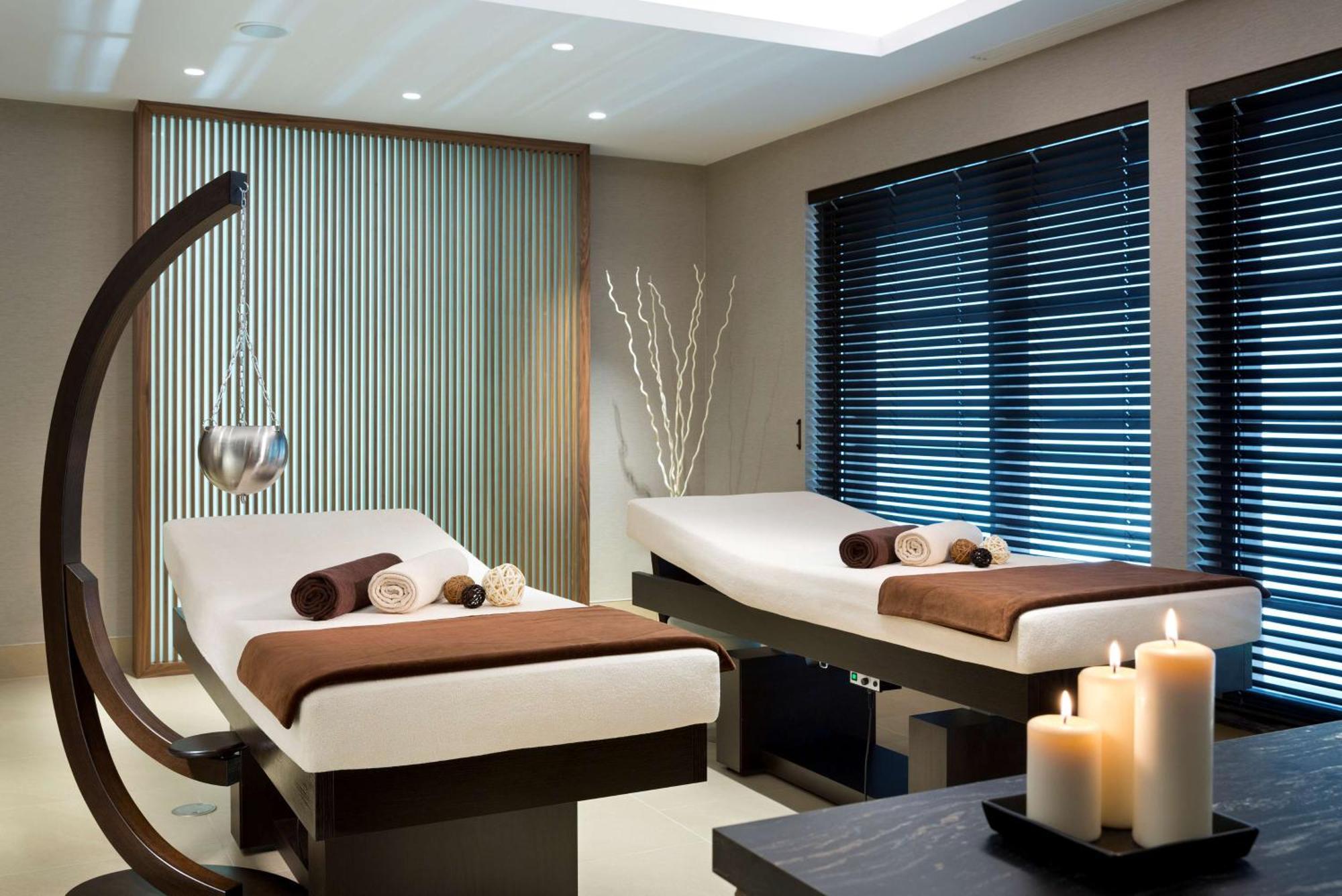 Doubletree By Hilton & Conference Centre Hotell 4*